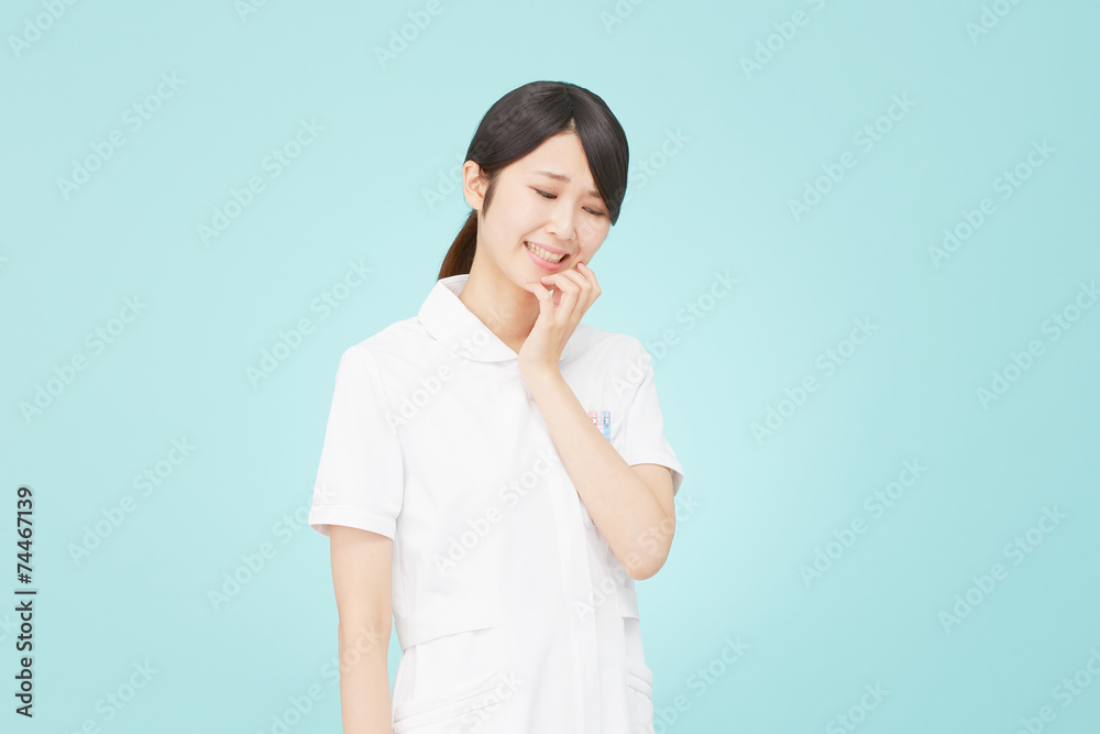困るナース 困るナース
