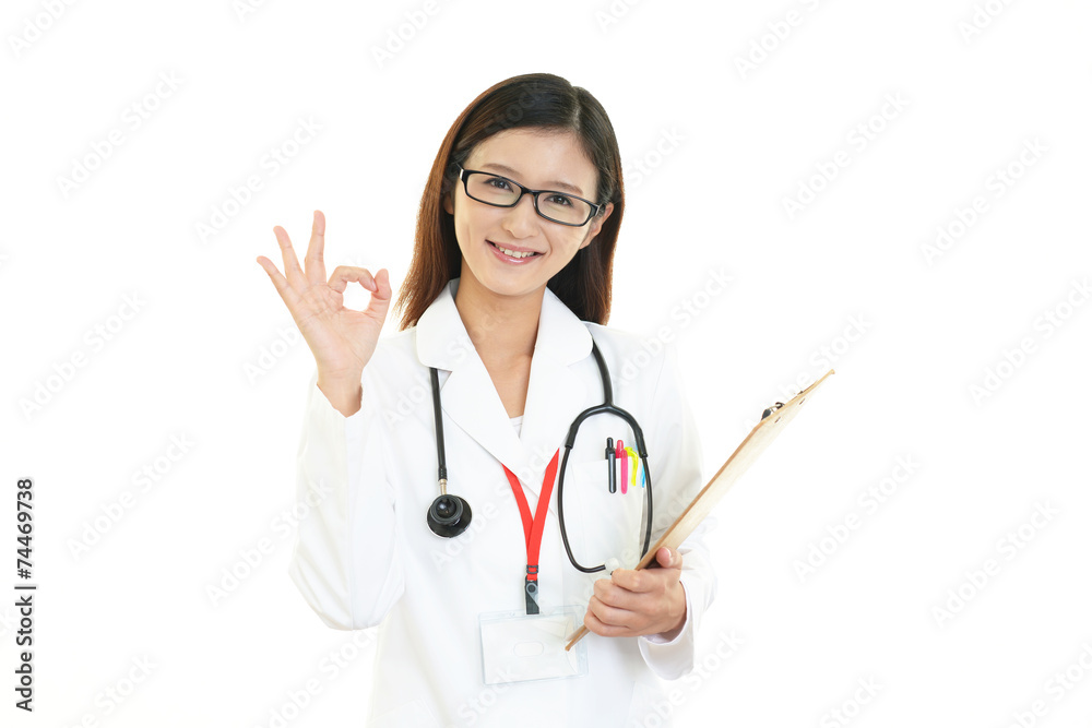 笑顔の女医 笑顔の女医
