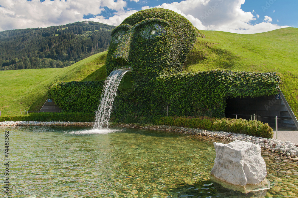 Kristallwelten fountain