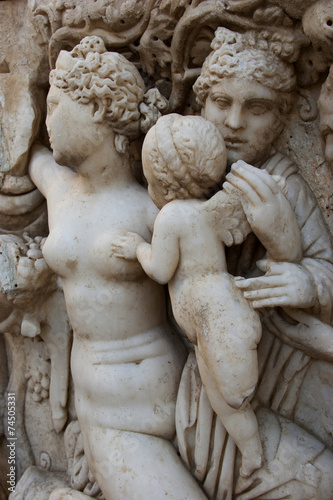Greco-Roman marble sarcophagus © sayilan