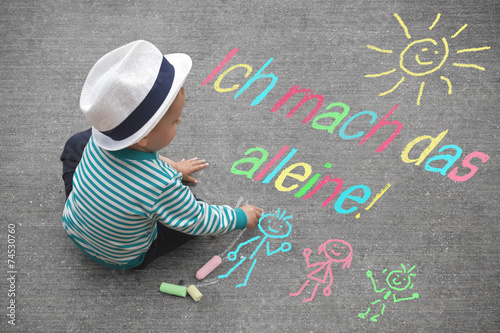 Kinderzeichnung - Ich mach das alleine!