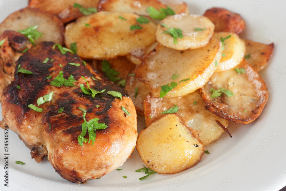 chicken breast with potatoes