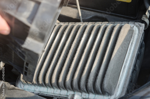 dirty air filter for car