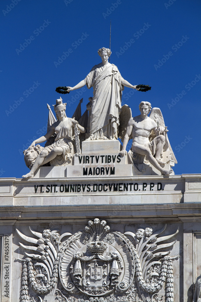 Fototapeta premium Triumphal Augusta Arch located in Lisbon, Portugal.