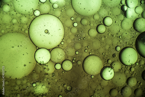 Φωτογραφία Oil mixed with Water