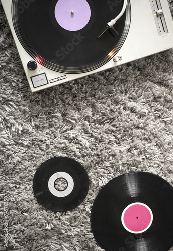 Turntable & Vinyl photo