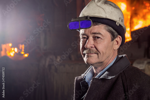Foto Worker of a metallurgical factory