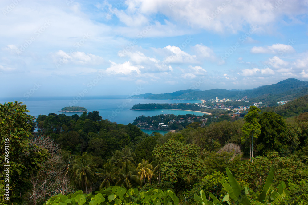 Obraz premium Karon Viewpoint on island of Phuket, Thailand