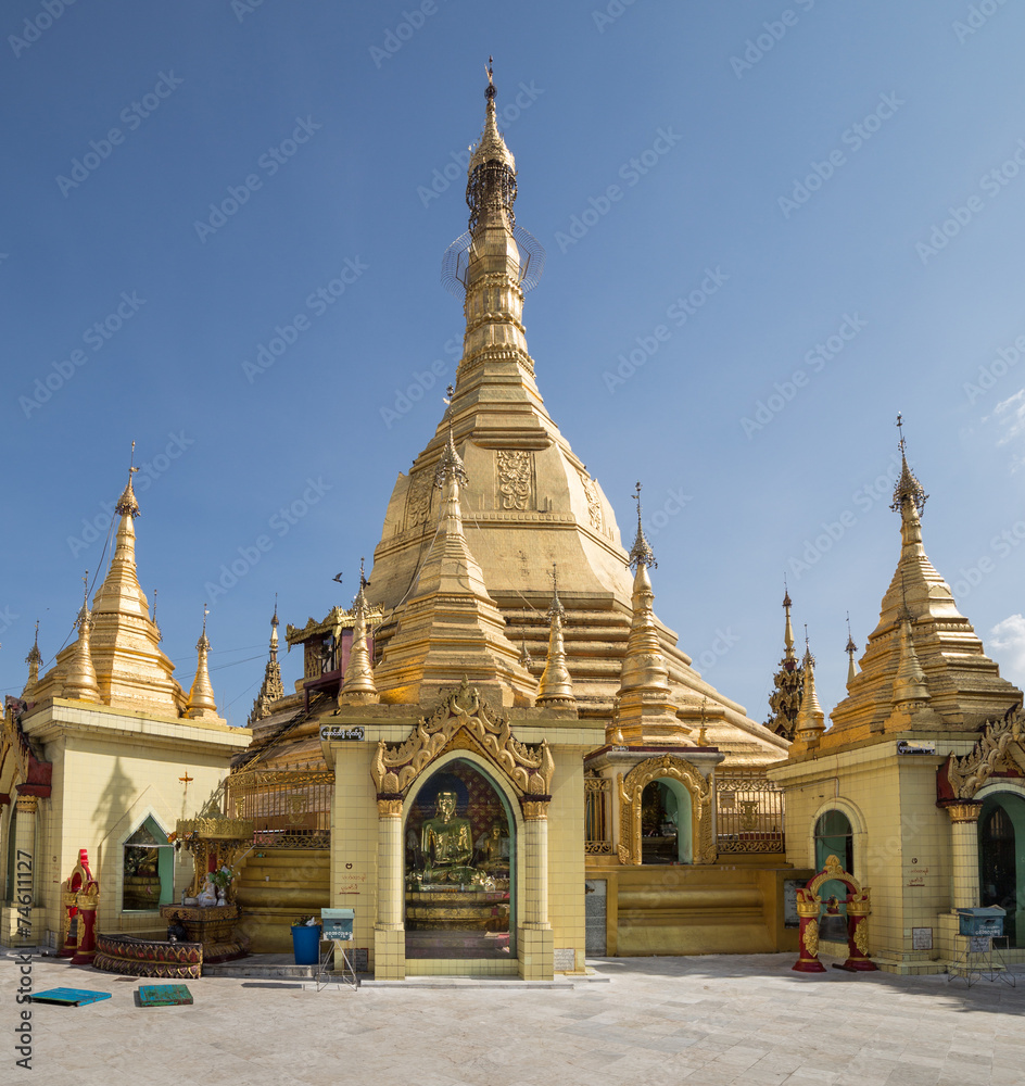 Fototapeta premium Sule Pagoda, Yangon, Myanmar