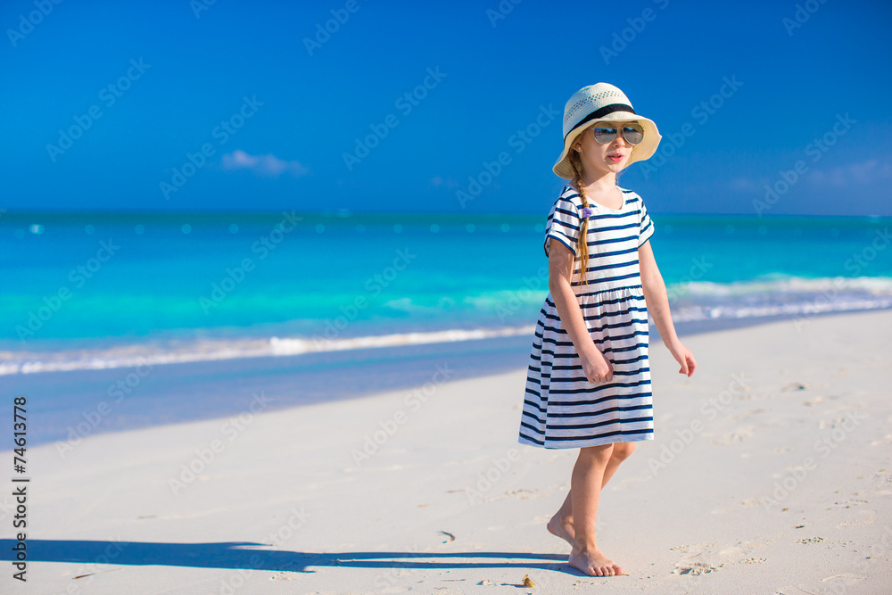 Portrait of smiling little girl enjoy summer vacation