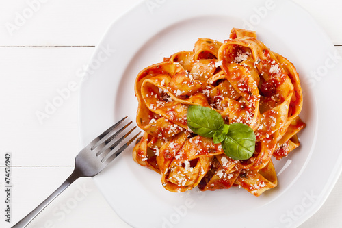 Pasta tagiatelle with tomato