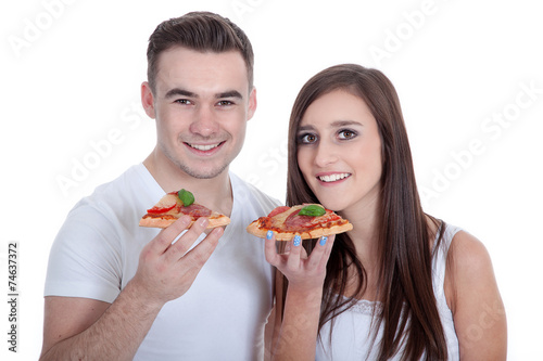 Paar isst Pizza Portr  t