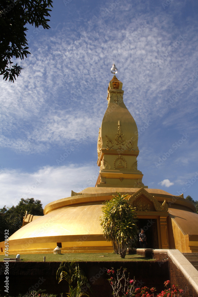 Fototapeta premium goldener Tempel in Asien