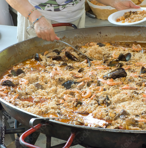 one big paella