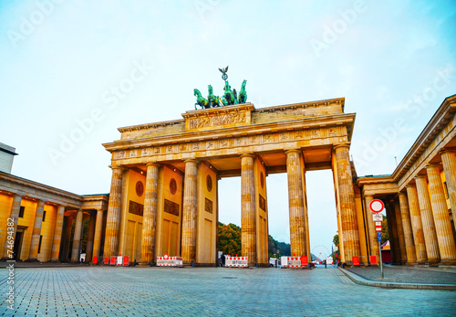 Obraz na płótnie Brandenburg gate in Berlin, Germany w salonie
