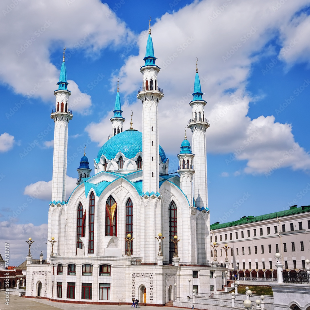 Qolsharif Mosque in Kazan Kremlin - the largest in Russia