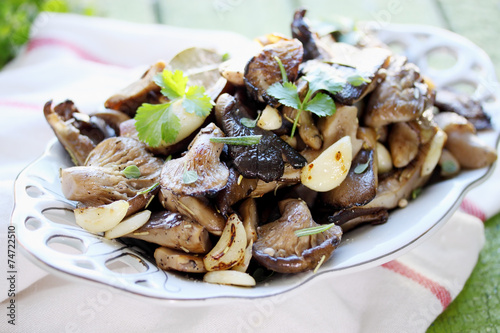 mushrooms fried with spices