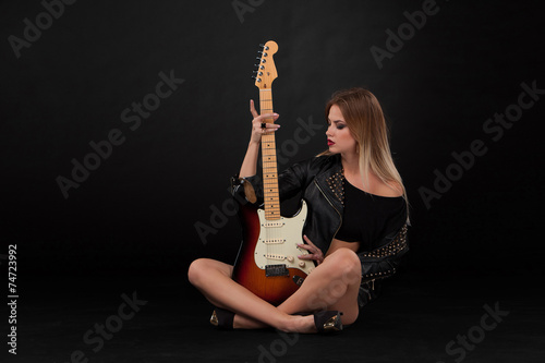 Beautiful girl  and guitar © master1305