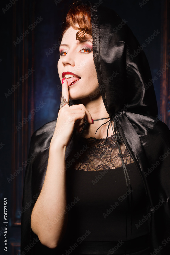 Very pretty woman vamp Very pretty woman vamp