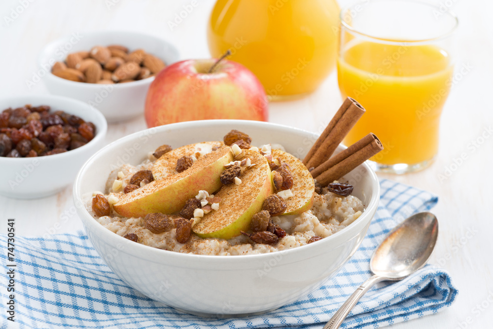 oatmeal with apples, raisins and cinnamon for breakfast