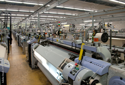 Textile industry - Weaving and warping