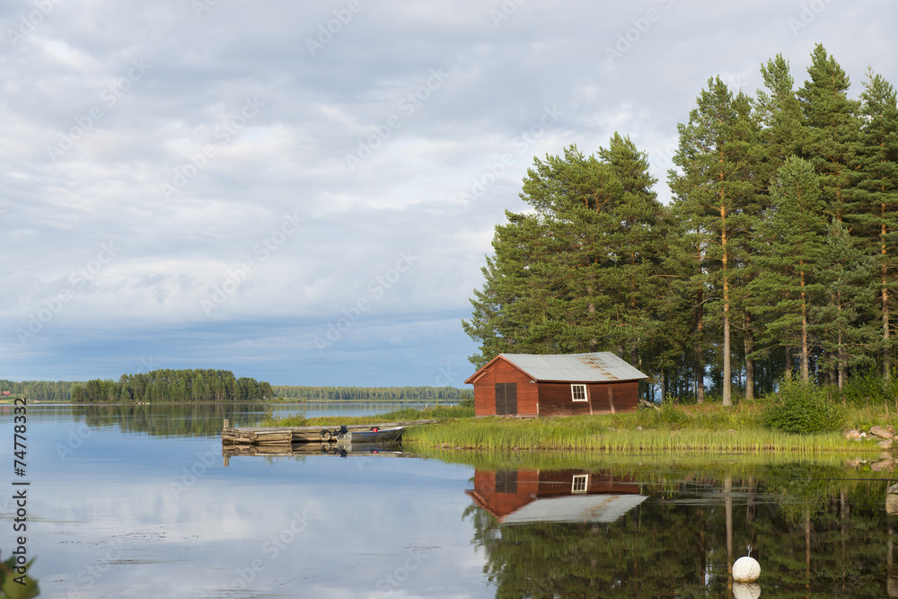 Obraz premium Swedish lakeside