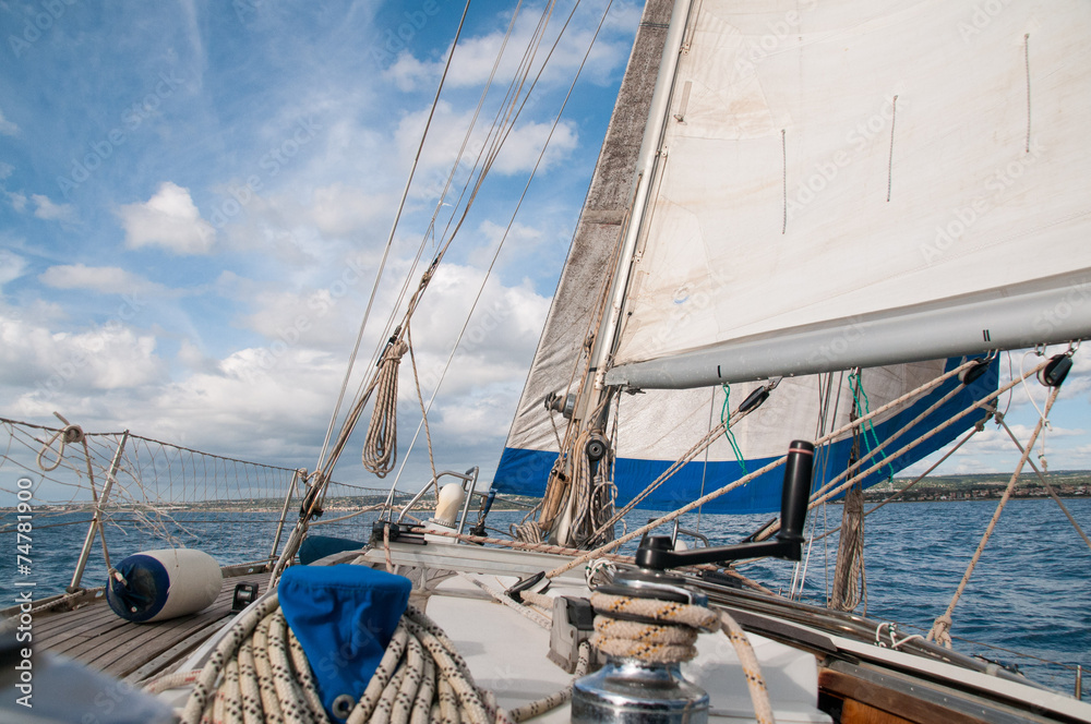 Obraz premium Barca a Vela