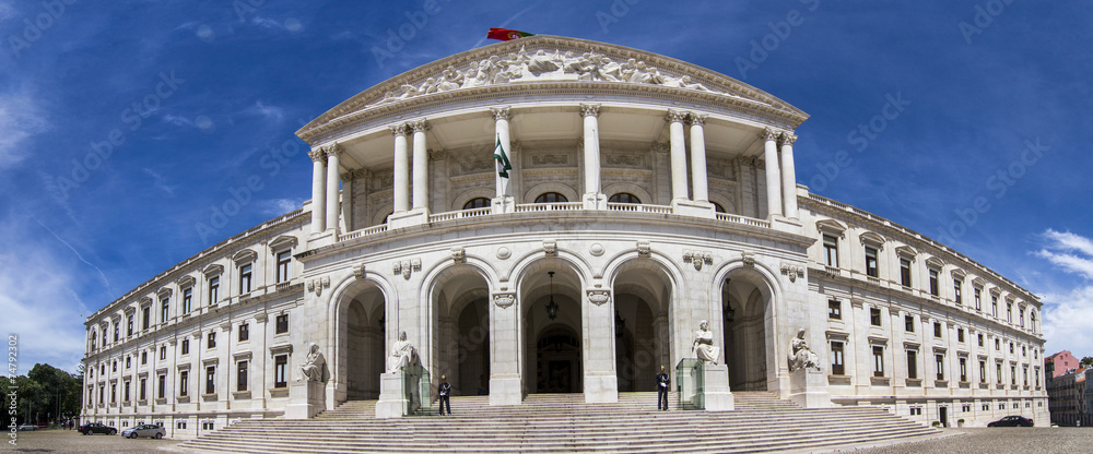 Fototapeta premium monumental Portuguese Parliament 