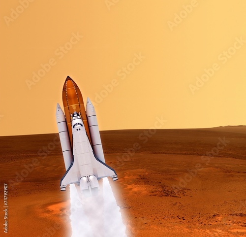Fototapeta Naklejka Na Ścianę i Meble -  Shuttle Rocket Mars Planet