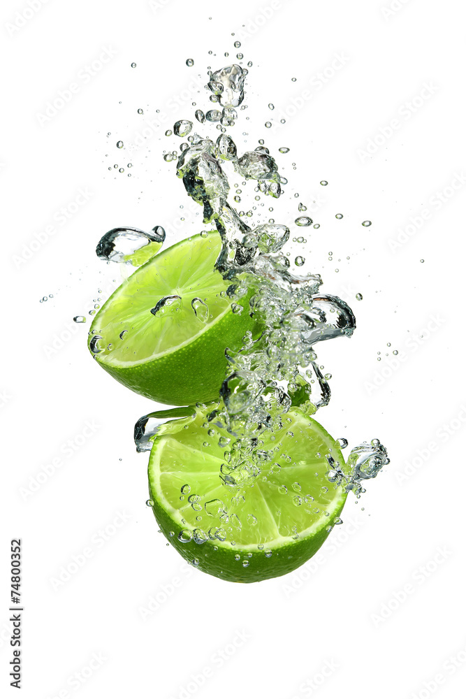 Lime with water - obrazy, fototapety, plakaty 