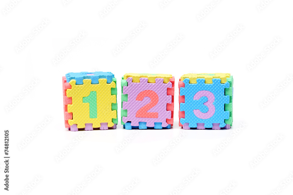 Jigsaw box with 1 2 3 number Jigsaw box with 1 2 3 number
