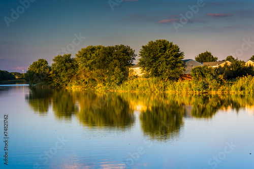 Fototapeta Naklejka Na Ścianę i Meble -  Evening view of Duck Creek in Essex, Maryland.