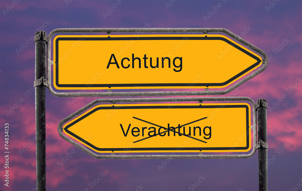 Strassenschild 22 - Achtung