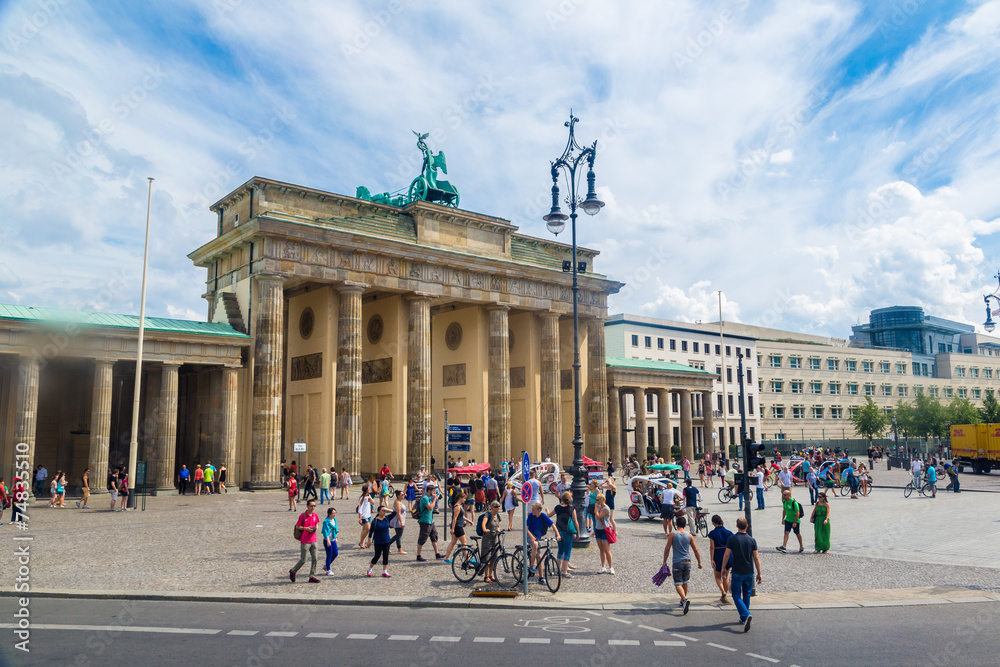 Naklejka premium Brama Brandenburska w Berlinie - Niemcy