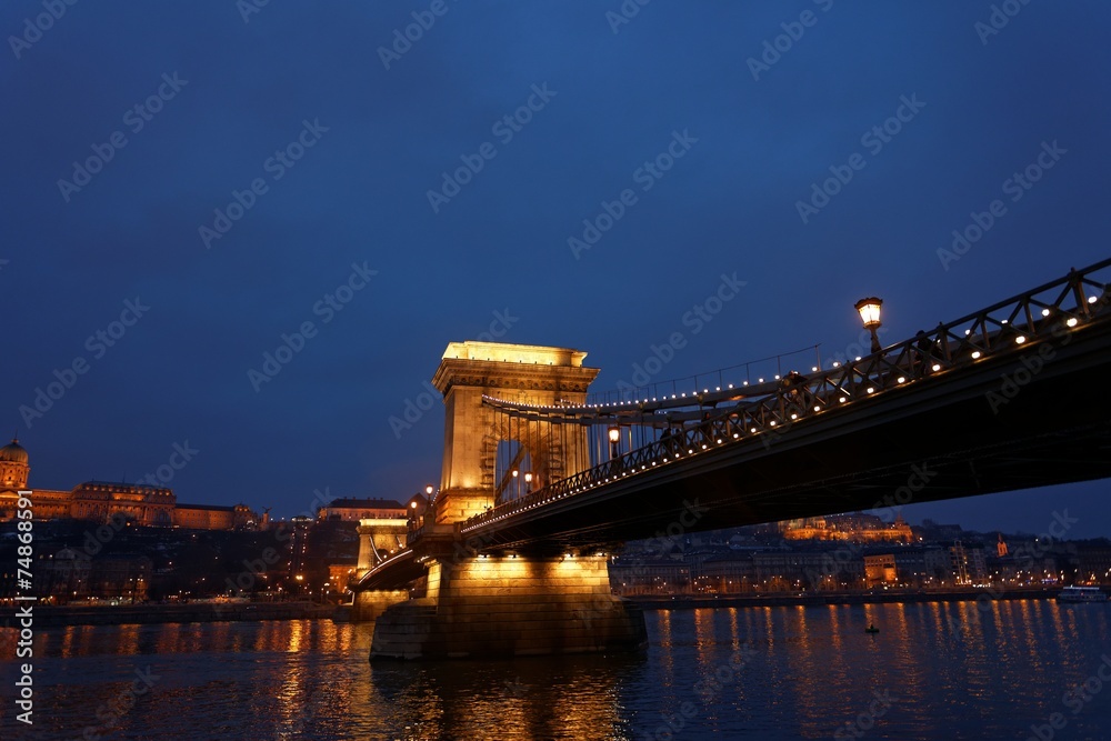 Fototapeta premium Chain Bridge in Budapest