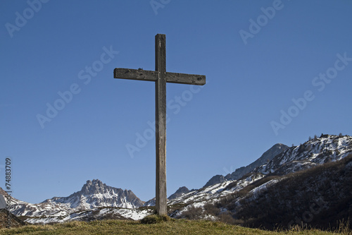 Gipfelkreuz im Gotthardgebiet