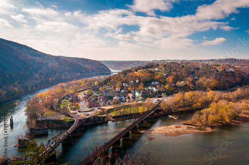 View of Harper's Ferry and the Potomac RIver from Maryland Heigh © jonbilous