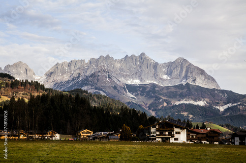 montagne con strada del brennero tirolo trento