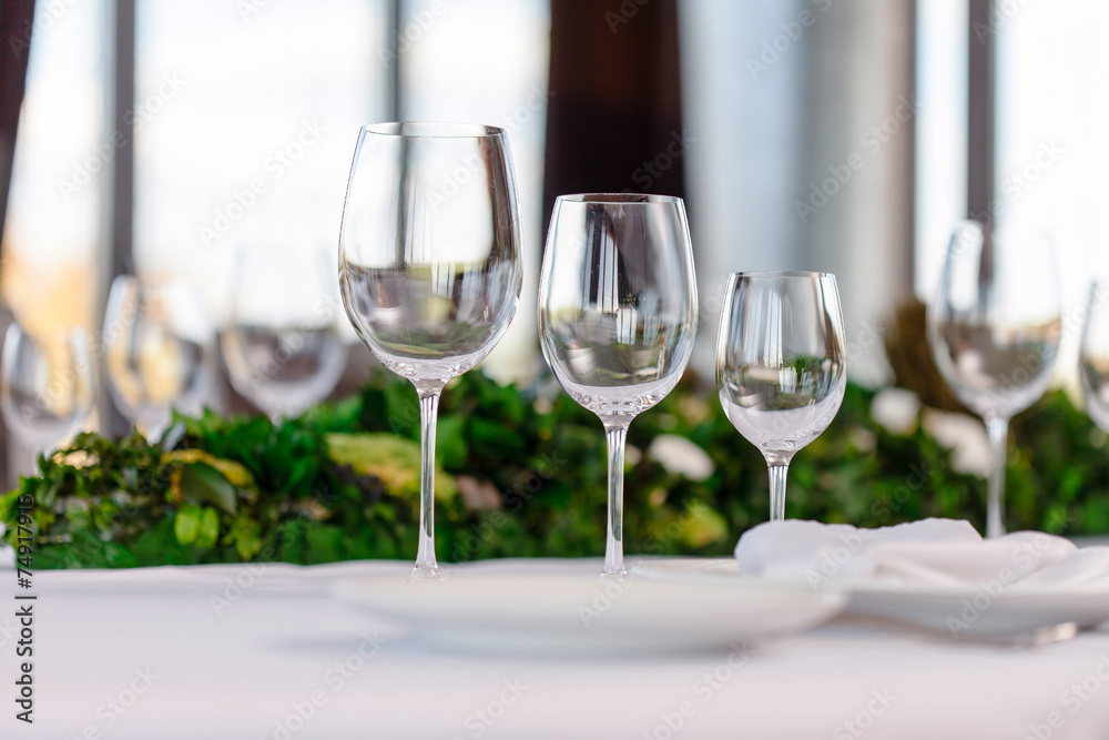 wine glasses wine glasses
