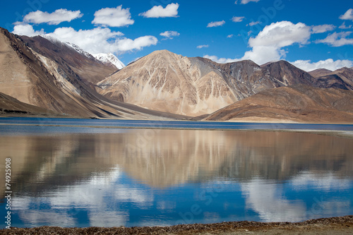 Fototapeta Naklejka Na Ścianę i Meble -  Pangong Lake, Ladakh, India