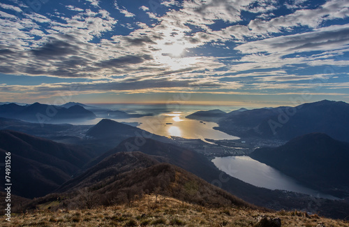 Lago Maggiore controluce dal Faiè