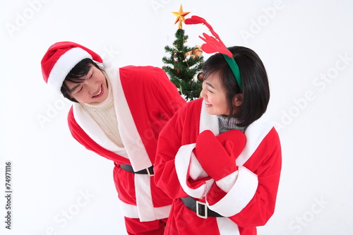 산타복장을 한 커플