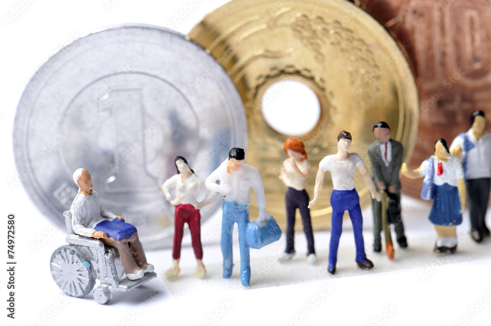 日本のお金とたくさんの人間 日本のお金とたくさんの人間