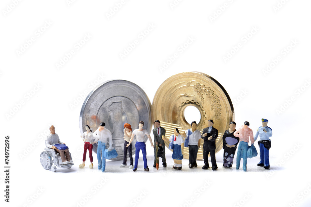 日本のお金とたくさんの人間 日本のお金とたくさんの人間