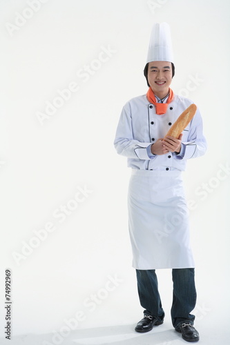스튜디오 안의 남자 요리사 