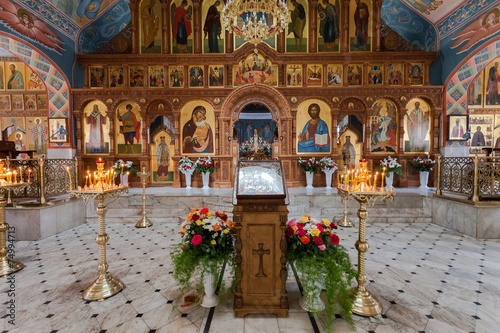 Fototapeta Naklejka Na Ścianę i Meble -  Interior Church of the Resurrection in Samara, Russia