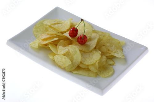 chips i czereśnie