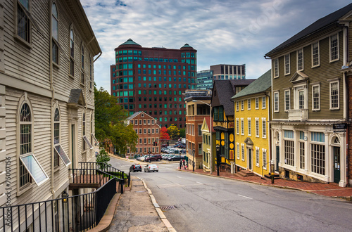 Thomas Street, in Providence, Rhode Island. © jonbilous