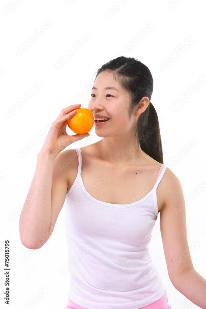 요가 하는 젊은 동양 여성 요가 하는 젊은 동양 여성