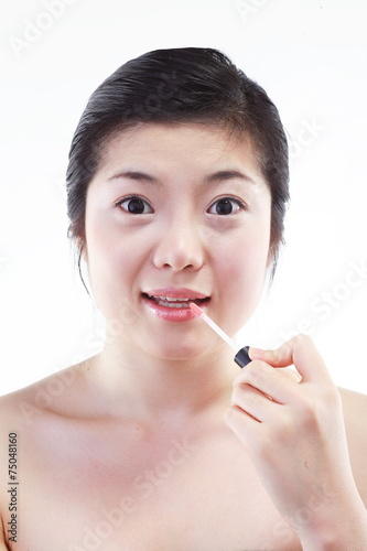 Wallpaper Mural 화장하는 여성 얼굴 클로즈업 Torontodigital.ca